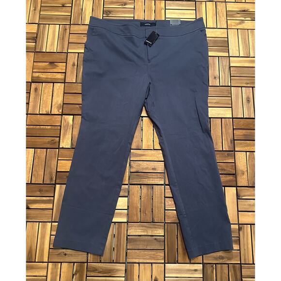 NEW: Torrid Womens Dark Gray Pants Pockets Stretch Straight Leg Size 22 - Picture 1 of 6